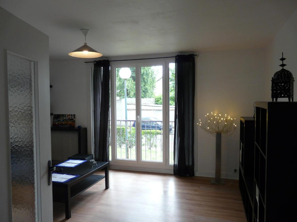 Agreable Appartement A Champigny Sur Marne ช็องปิญญี-โซร์-มาร์น ภายนอก รูปภาพ