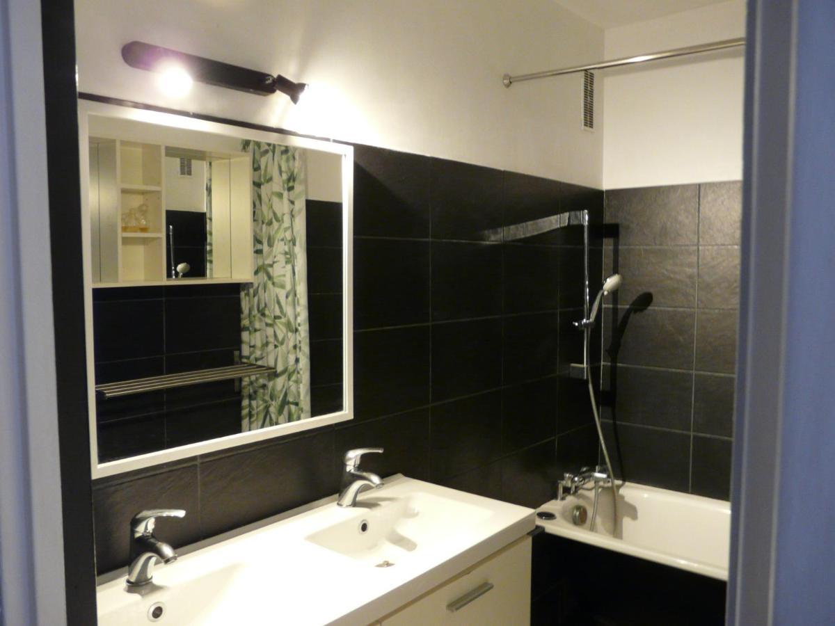 Agreable Appartement A Champigny Sur Marne ช็องปิญญี-โซร์-มาร์น ภายนอก รูปภาพ
